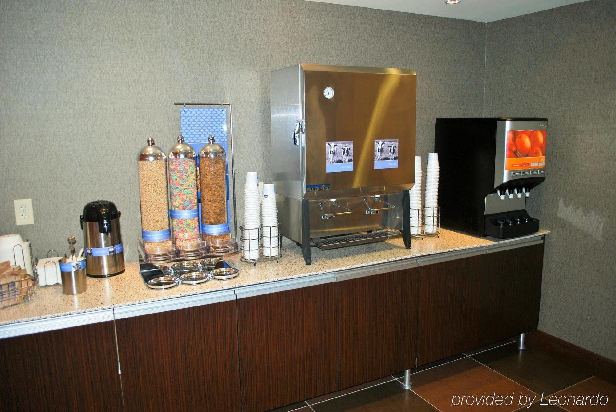 Hampton Inn & Suites Shreveport Restaurant photo